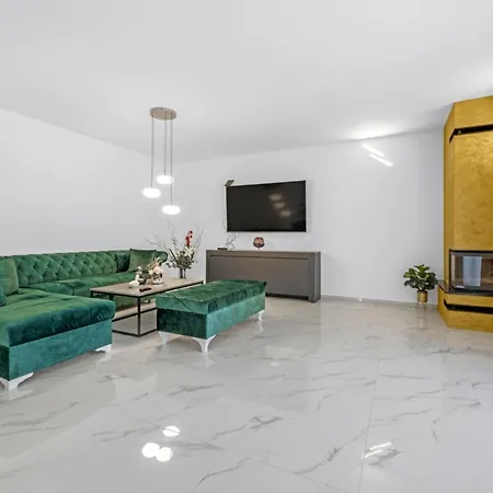 Pool House Fancy Labin (Istria)